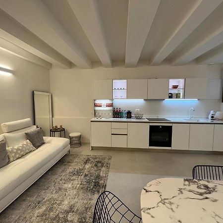 Immobiliare Nk Palazzo Bonvicini Apartman Velence Kültér fotó