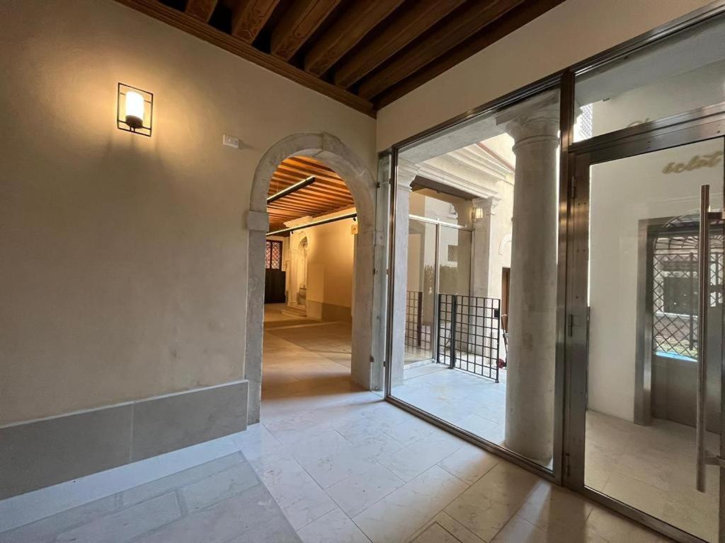 Immobiliare Nk Palazzo Bonvicini Apartman Velence Kültér fotó