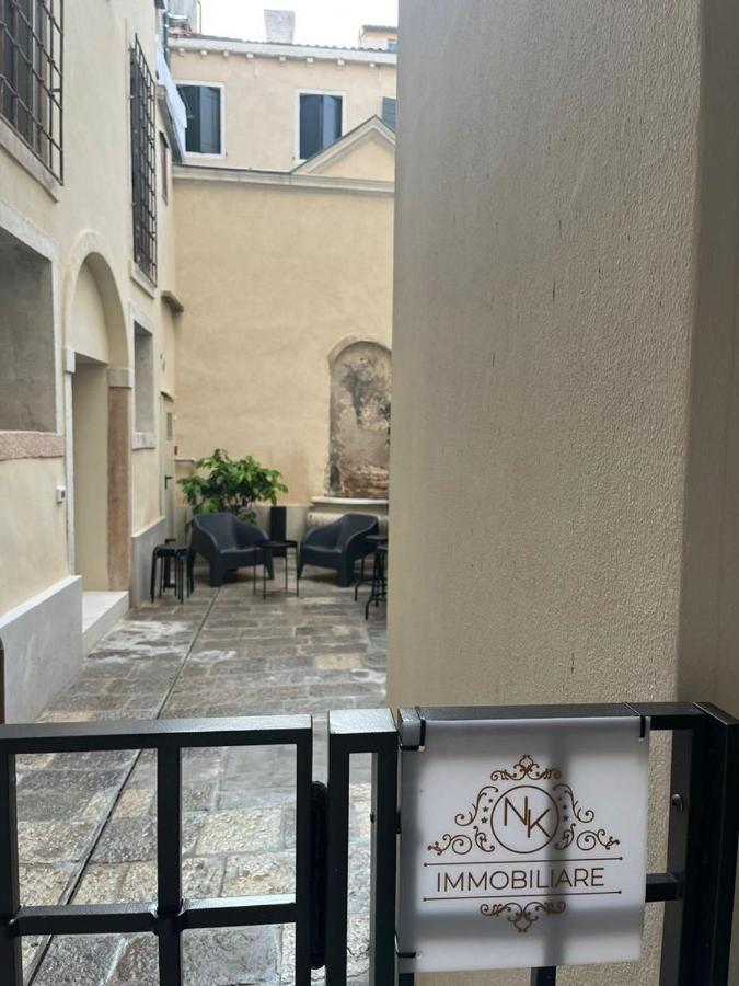 Immobiliare Nk Palazzo Bonvicini Apartman Velence Kültér fotó