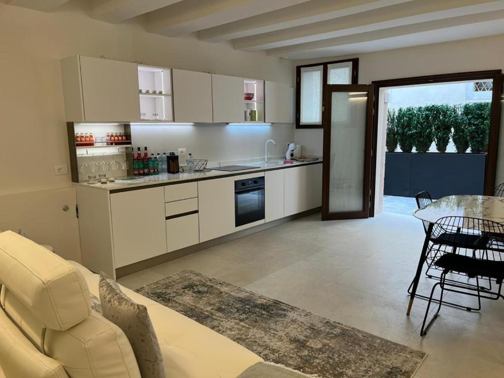 Immobiliare Nk Palazzo Bonvicini Apartman Velence Kültér fotó