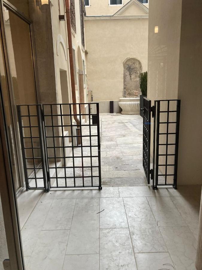 Immobiliare Nk Palazzo Bonvicini Apartman Velence Kültér fotó